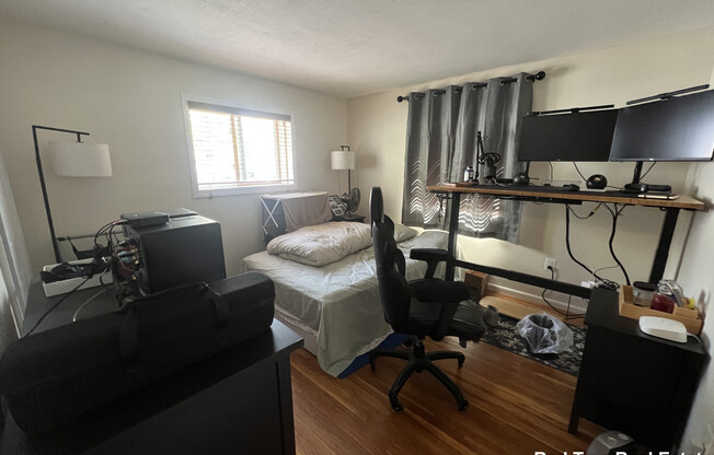 75 THINGVALLA AVE