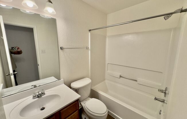 3 beds, 2 baths, $1,900