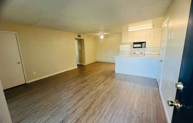 1 bed, 1 bath, 686 sqft, $1,350, Unit HL111