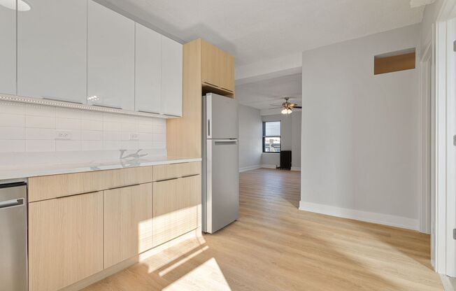 2 beds, 1 bath, 430 sqft, $2,200, Unit 5F
