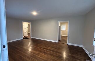 3 beds, 1 bath, $1,300