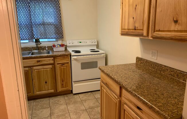 3 beds, 1 bath, $1,350