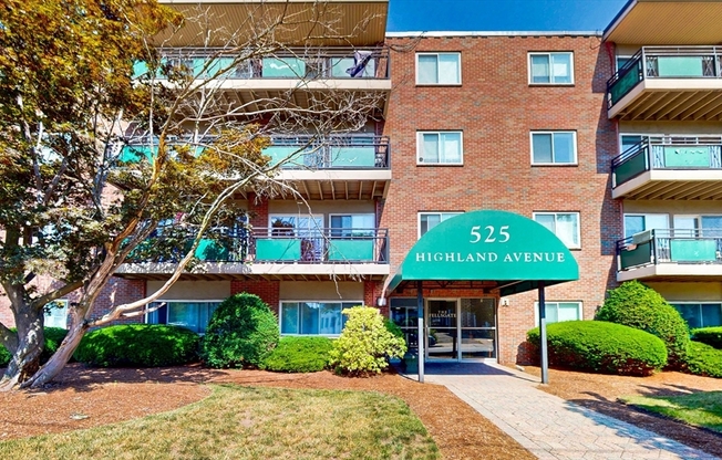 1 bed, 1 bath, 700 sqft, $2,250, Unit 34