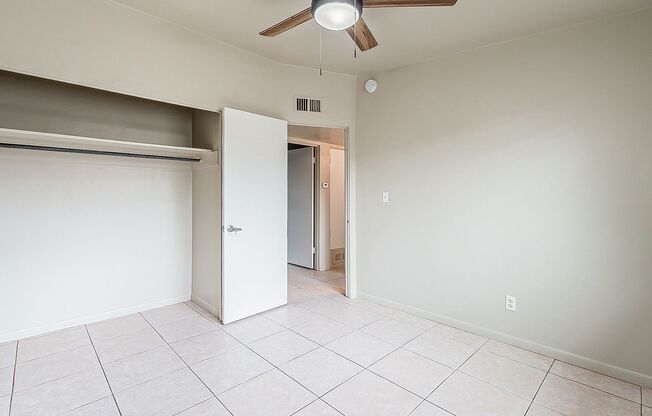 2 beds, 1 bath, 782 sqft, $1,800, Unit 1