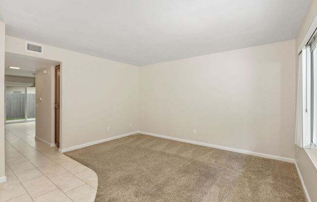 5661 Lake Park Way Unit