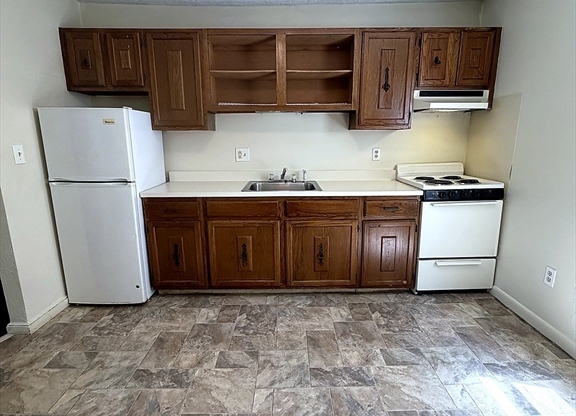 10 EXCHANGE CT