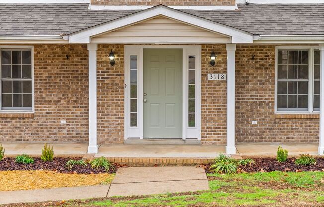 Spacious 3 bedroom 2 1/2 bath home for rent!