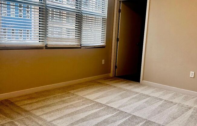 2 beds, 2 baths, 1,130 sqft, $1,576, Unit 1-411