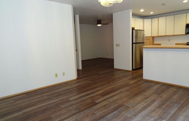 2 beds, 2.5 baths, $3,300