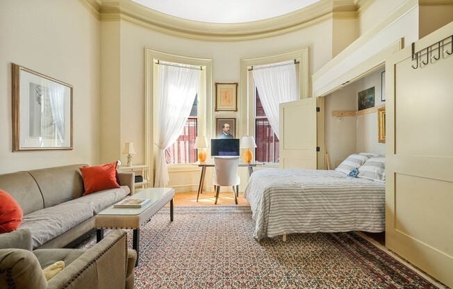 326 Dartmouth St Apt 1L