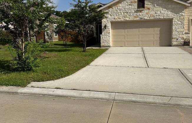 New Duplex Unit in Conroe TX!