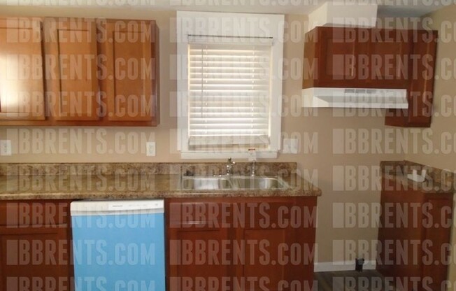 2 beds, 1 bath, $1,025