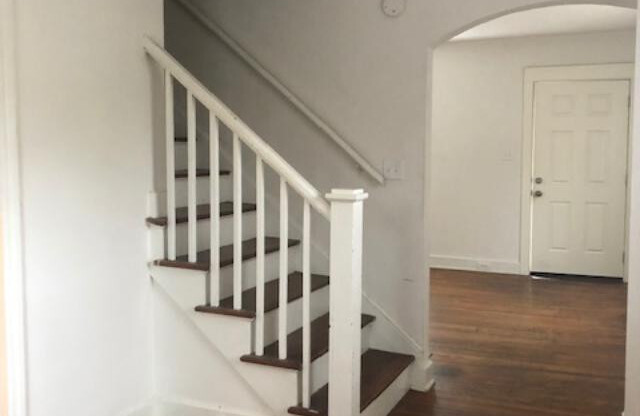 710 W. Aycock St., Raleigh - Bev Roberts Rentals & Property Management