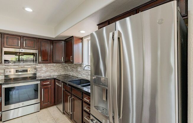 4 beds, 2.5 baths, $3,375