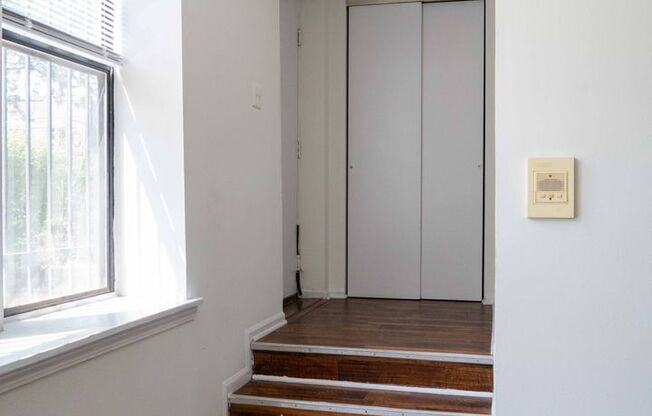 1 bed, 1 bath, 420 sqft, $1,325, Unit 3170-B