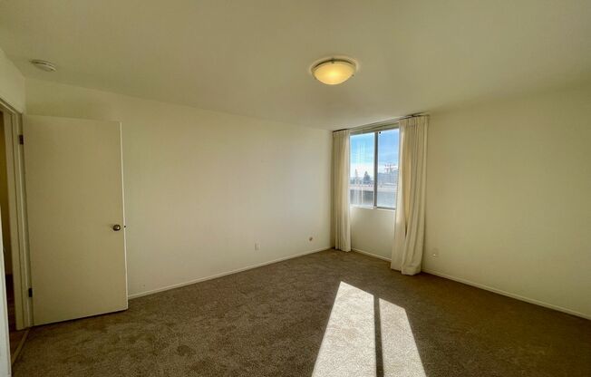 2 beds, 1.5 baths, 900 sqft, $2,975, Unit Unit 306