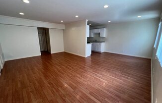 625 E CYPRESS