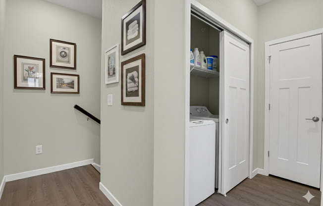 2 beds, 1.5 baths, 965 sqft, $1,695, Unit 1796 SM-103