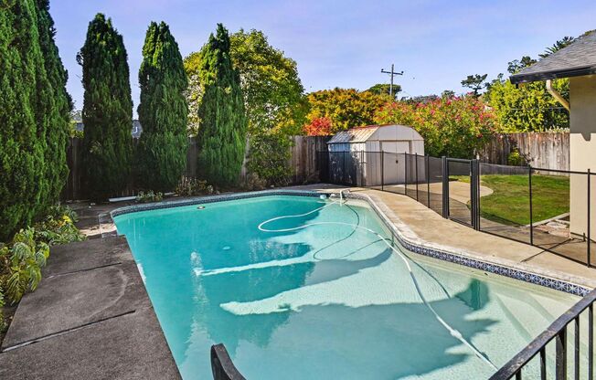 3 beds, 2.5 baths, $7,500
