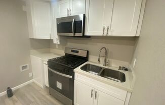 1 bed, 1 bath, $1,350, Unit Unit B