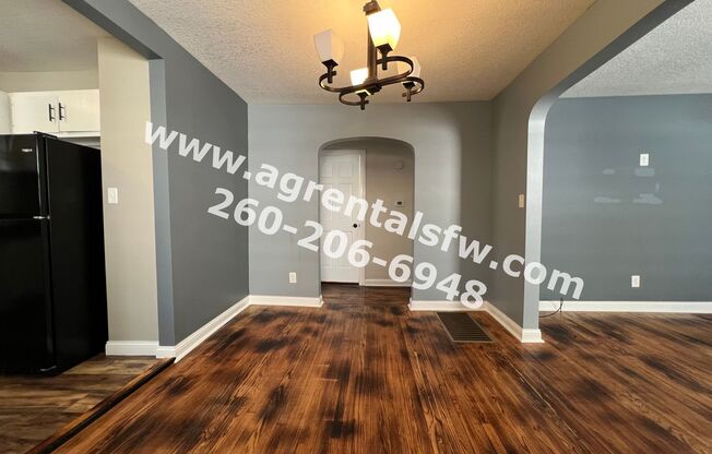 2 beds, 1 bath, $895