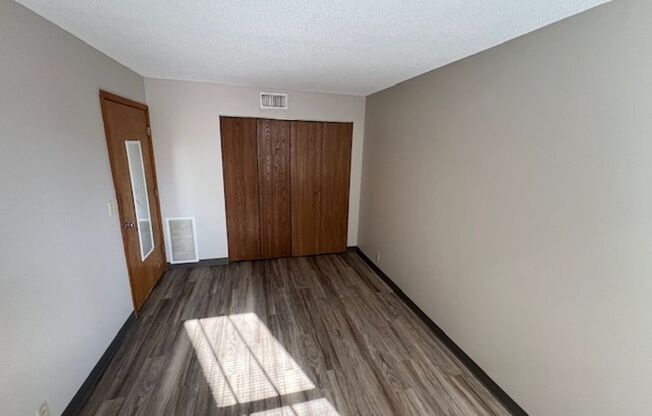 1 bed, 1 bath, 550 sqft, $750, Unit 405