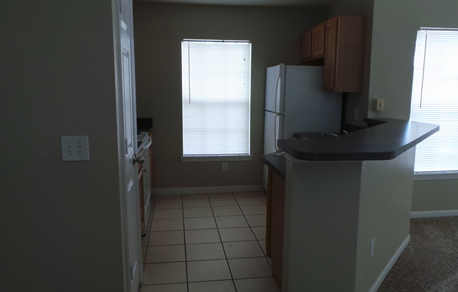 2 beds, 2 baths, $1,700