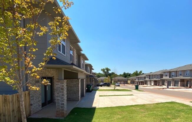 Charming 3 Bed, 2.5 Bath Home in NW OKC!