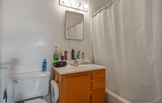 2 beds, 1 bath, $1,800