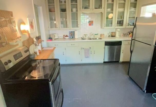3 Bedroom Home in Crestview!