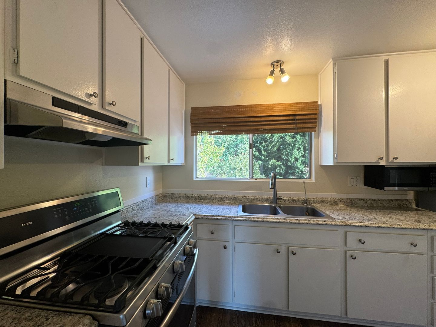 Beautifully Updated 2BR Home with Bonus Room & Private Yard in Peacock Hills 55+ Community