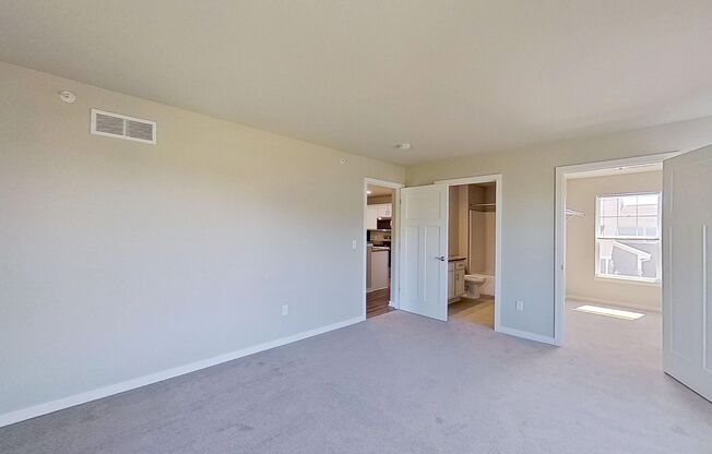 3 beds, 2 baths, $2,085, Unit 58