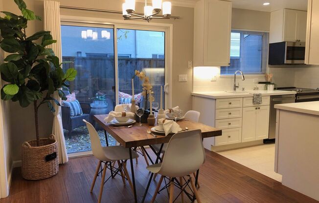 2 beds, 1.5 baths, 1,000 sqft, $3,595, Unit 08