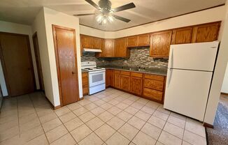 1216 N Point Dr