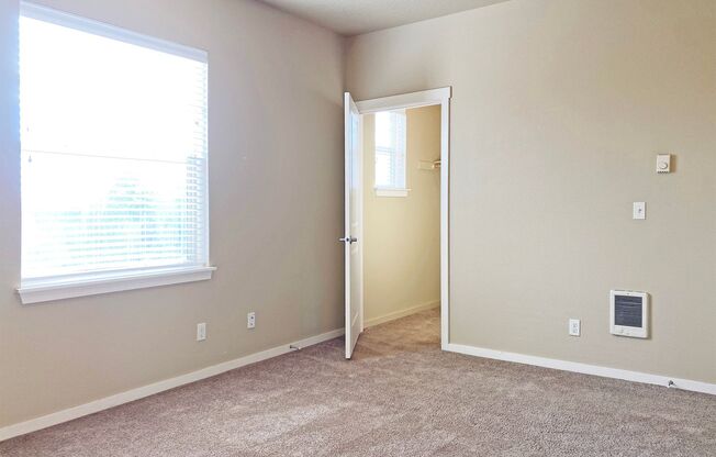 2 beds, 2 baths, 1,090 sqft, $1,600, Unit 523-10