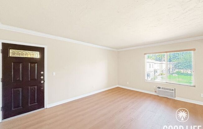 792 AVOCADO AVE