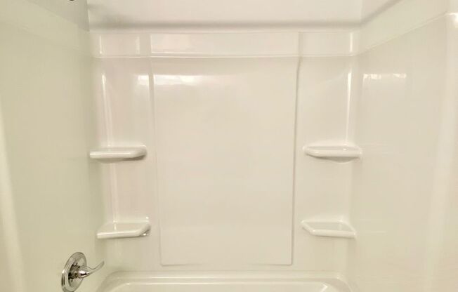 1 bed, 1 bath, 750 sqft, $1,145, Unit 302