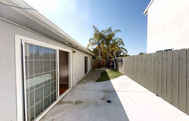 4BD 2BR, Separate Backyard