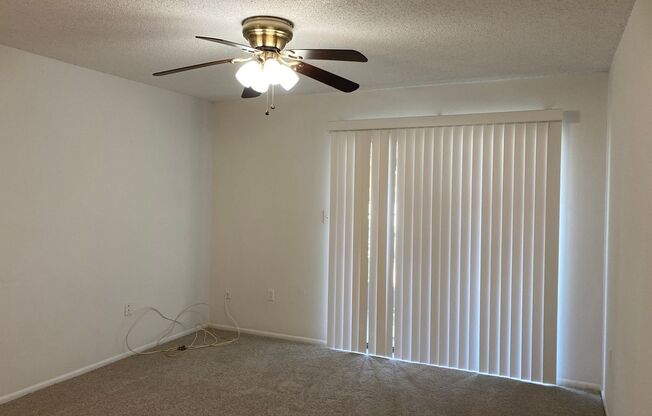 FIRST FLOOR 1 Bedroom 1 Bath Condo in Altamonte Heights