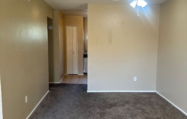 2 BEDROOM UNIT IN CACTUS FLATS IN GLENDALE