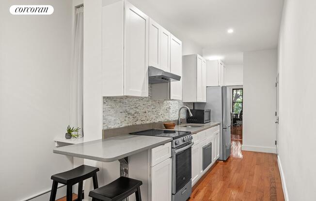 227 E 88 ST