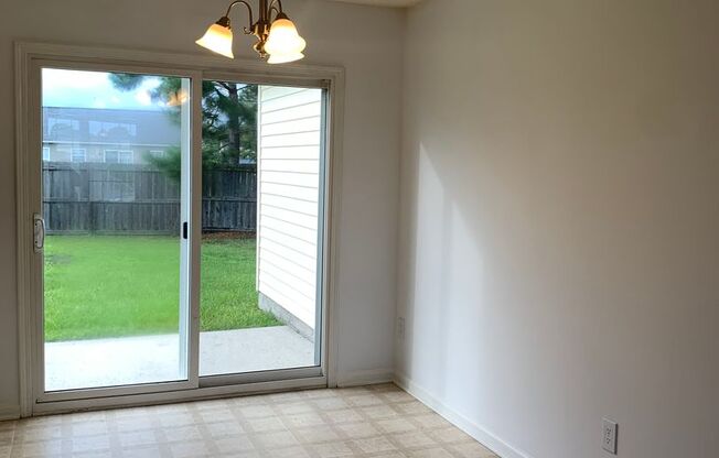 TWO WEEKS FREE RENT - 3 Bedroom, 2 Bath House on Newbury Lane