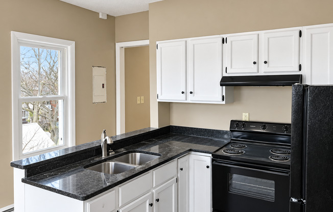 217-219 Bates Ave