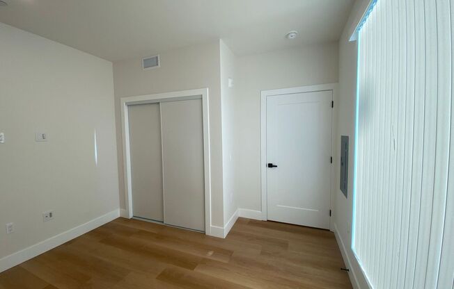 2 beds, 1 bath, 868 sqft, $2,950, Unit 401