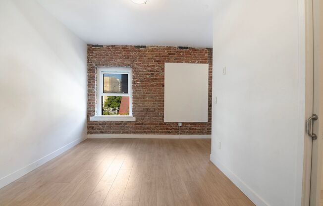 Studio, 1 bath, 223 sqft, $2,180, Unit 301