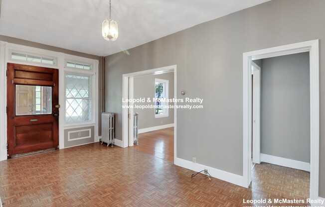 300 PLEASANT ST