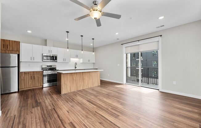 2 beds, 2 baths, 1,250 sqft, $1,950, Unit 426