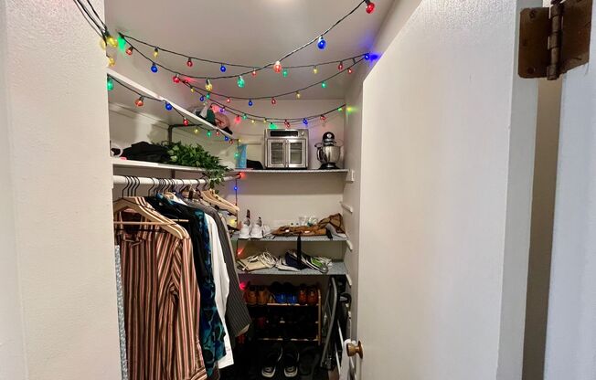 1 bed, 1 bath, $1,095, Unit 305