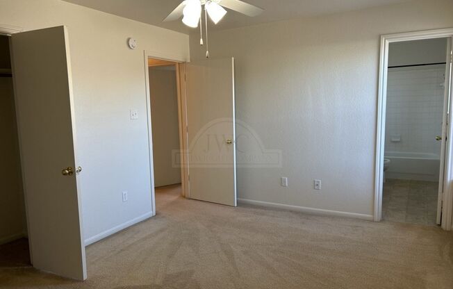 3 beds, 2 baths, $1,225, Unit 1629 Yuma Trail Unit A