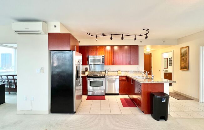 FULLY FURNISHED 2 BEDROOM UNIT IN KAKAAKO